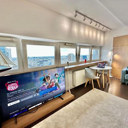 Top Metro X2 Fast Wifi 400 Mbs 70'Tv Netflix Hbo Max Appletv+ Disney+ Warszawa Exteriör bild