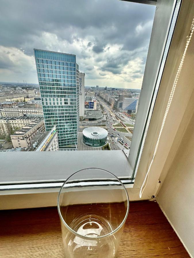 Top Metro X2 Fast Wifi 400 Mbs 70'Tv Netflix Hbo Max Appletv+ Disney+ Warszawa Exteriör bild